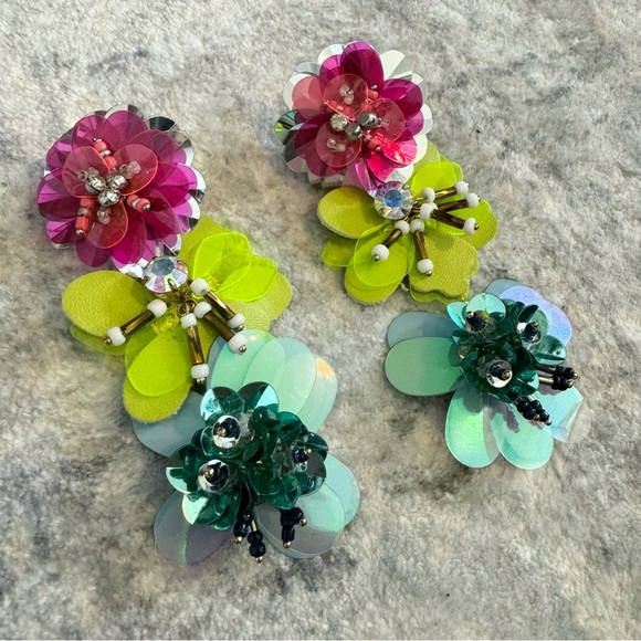 ZARA Tri-color floral beaded rhinestone dangle earrings - Picture 5 of 6